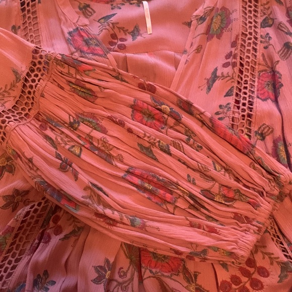 Free people tunic Small runs large used only a few times - Picture 4 of 6